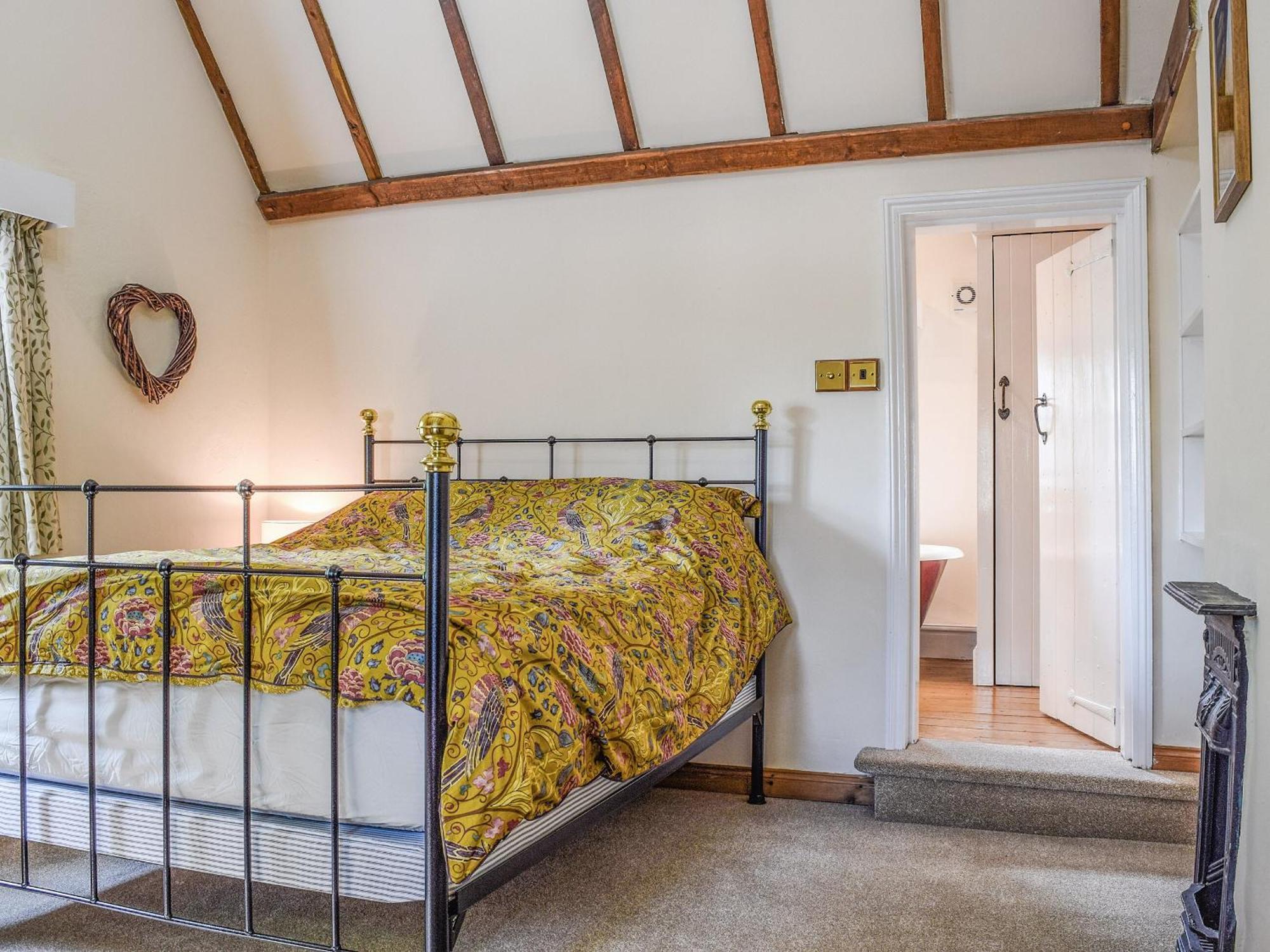 Wayside Cottage Adstock Экстерьер фото